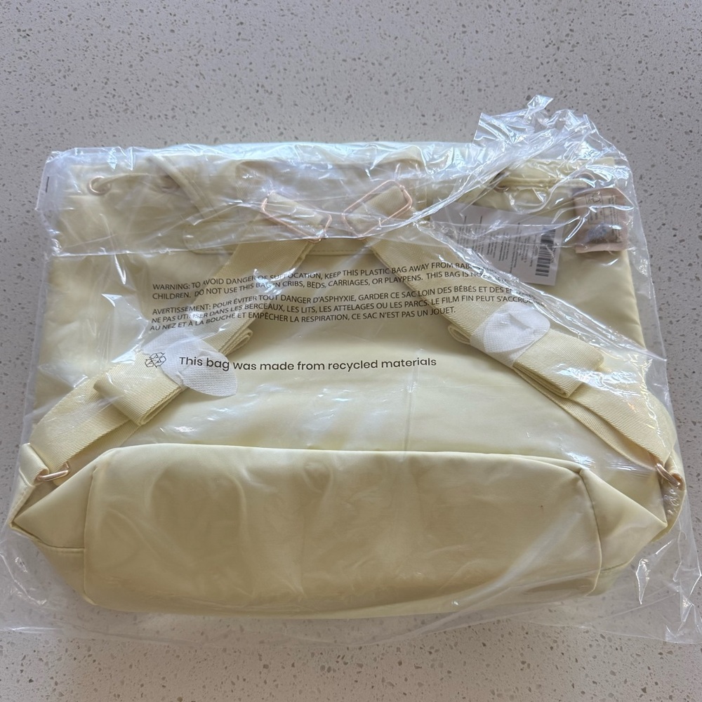 NWT✨ Youth of Ours lightweight nylon backpack - Picture 9 of 10